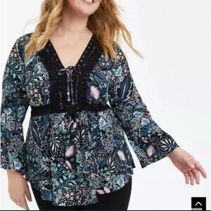 Torrid Floral Print Crochet‎ Trim Long Sleeve Blouse Top